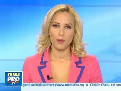 Jason Wu si-a lansat colectia de pimavara-vara: avalansa de culoare