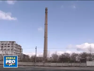 Vezi explozia turnului de 204 metri din Dej, al 2-lea ca marime din tara