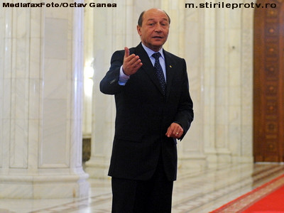 Basescu nu renunta. Vrea ca Executivul sa fie condus de un tehnocrat