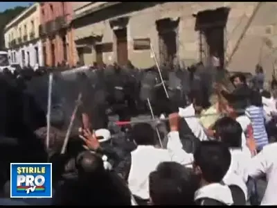 Salariile mici si politica guvernului i-a scos pe mexicani in strada. Video