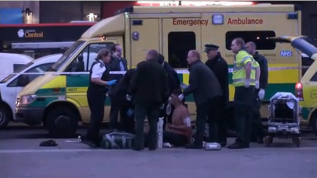 VIDEO. Bataie in centrul Londrei: 3 persoane injunghiate de "est europeni"