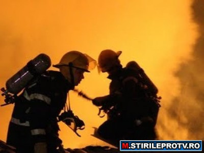 La un pas sa arda de vie dupa ce dependintele unei case parohiale de langa Suceava au luat foc