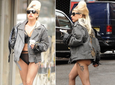 Lady Gaga, goala pe strazile din New York. FOTO