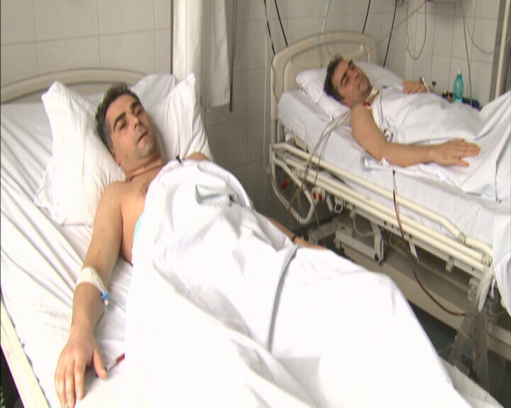 Gemenii supusi unui transplant renal au fost externati de la Fundeni