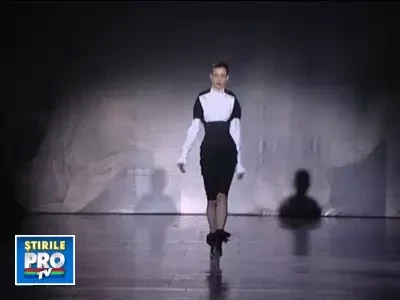 Prezentare Giles Deacon