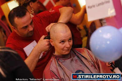 GALERIE FOTO. Un roman a doborat recordul mondial de tunsori la zero