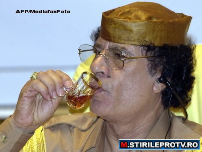 Vezi VIDEO. Ghaddafi a defilat triumfator prin Tripoli