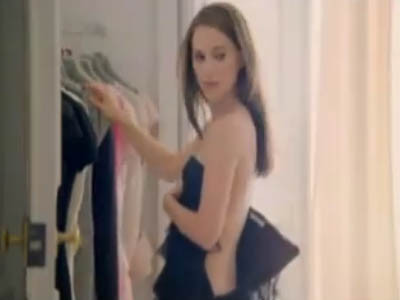 VIDEO. Cea mai sexy "lebada neagra". Natalie Portman fara inhibitii