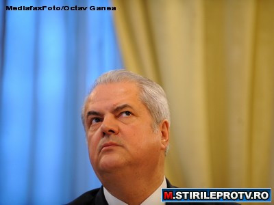 Dosarul Zambaccian: Adrian Nastase asteapta solutia instantei in cel de-al treilea proces