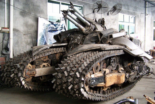 Un fierar chinez l-a adus la viata pe Megatron din Transformers 2. FOTO