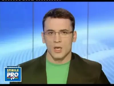 Gravida, cauta bani prin mica publicitate sa le dea spaga medicilor