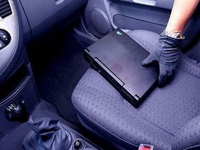 Ultima metoda de furat din masini. Atentie! Cum sa nu cazi victima