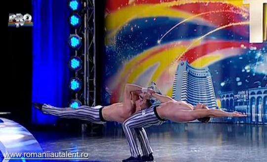 Romanii au talent: Moment impresionat cu trupa de acrobati Balance