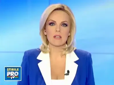 O masina de politie a fost izbita in plin de un taximetrist, la Galati