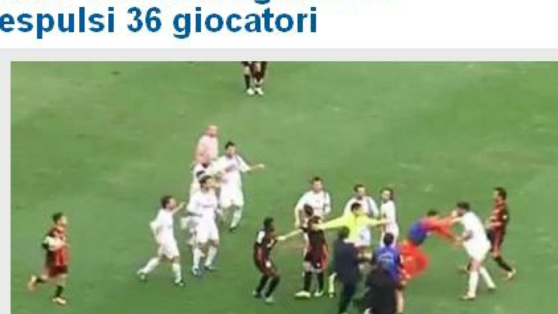 RECORD MONDIAL! Arbitrul a eliminat 36 de jucatori intr-un meci!