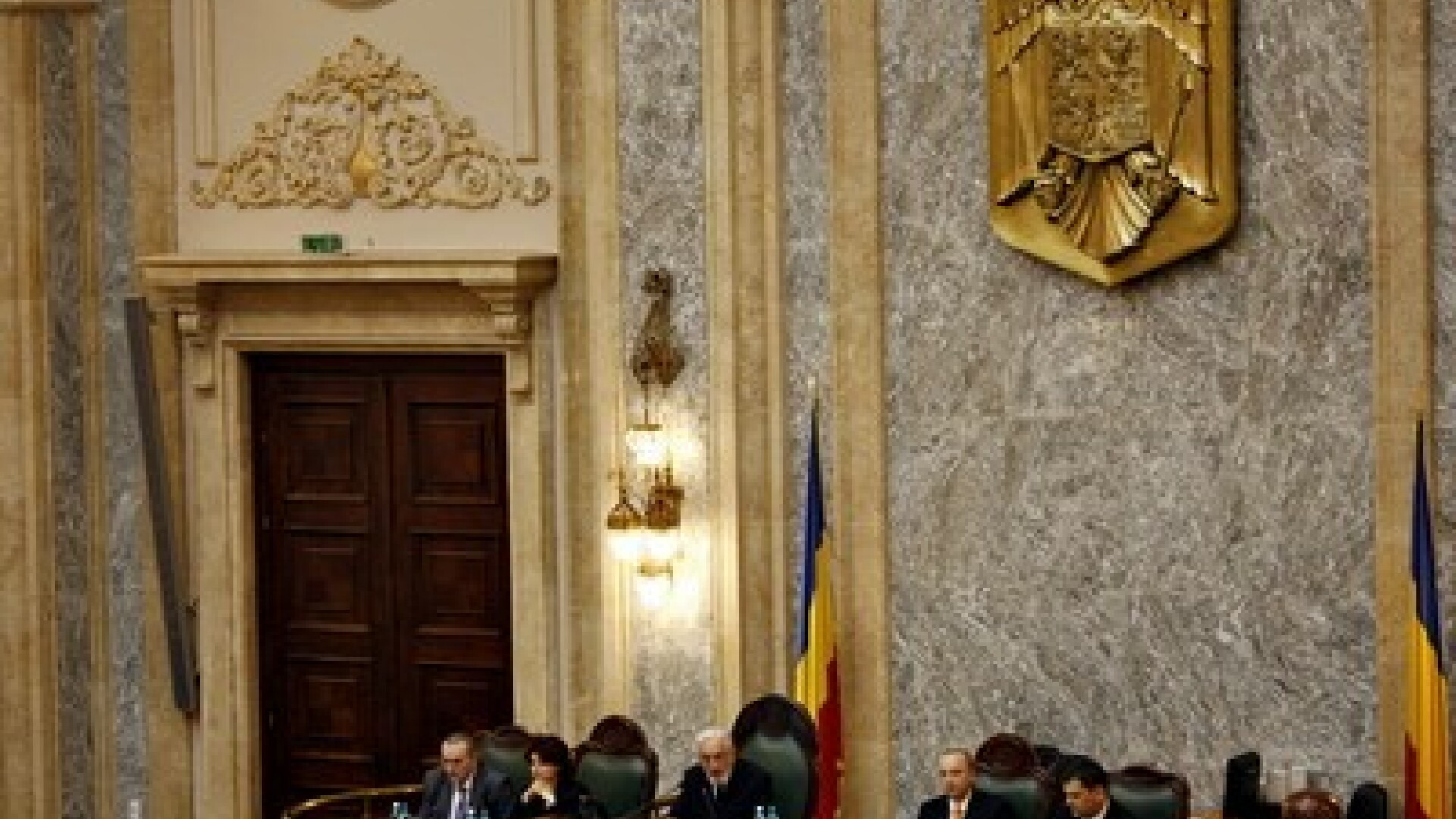 "Ce intelegeti prin pornografie?" Discutii fierbinti in Senat