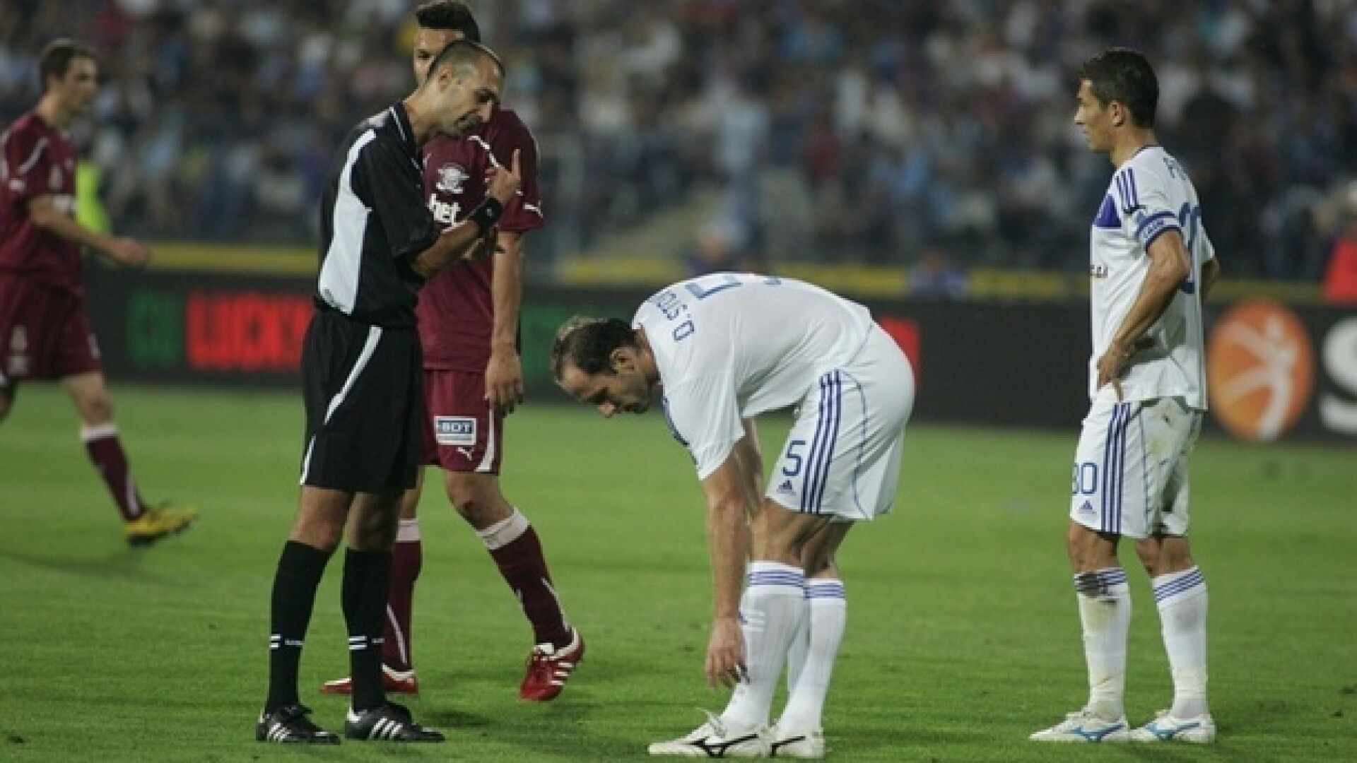 S-a ales PRAFUL de Craiova! A ajuns de rasul Urziceniului si al Bistritei