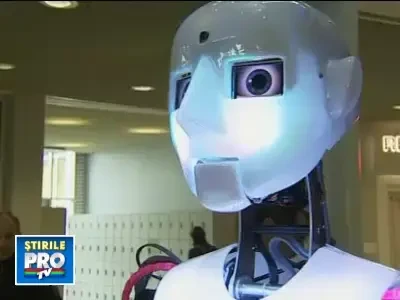 Acesta sa fie viitorul? Robotul care iti recunoaste chipul si vocea
