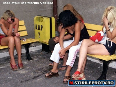 Ademenit si lasat fara bani. Un batran de 70 de ani, victima unor prostituate din Salaj