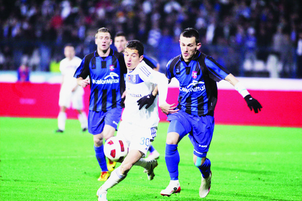 Gigi vrea dezlegari de la Craiova. Vezi jucatorii care pot veni la Steaua