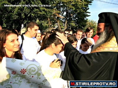 Credite la mila preotului. Mitropolia Moldovei are Casa de Ajutor Reciproc