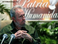 Fidel Castro e star pe Twitter, a depasit pragul de 100.000 de cititori