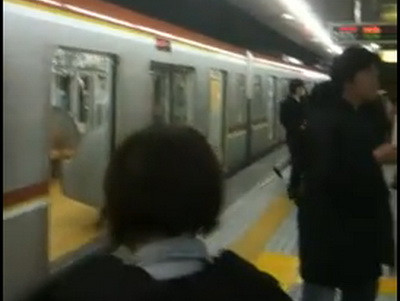 VIDEO. Cutremurul din Japonia, filmat de cei care l-au trait la metrou