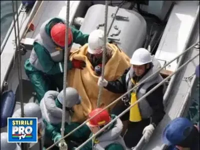 Miracol dupa cutremurul din Japonia. Barbat de 60 de ani, salvat