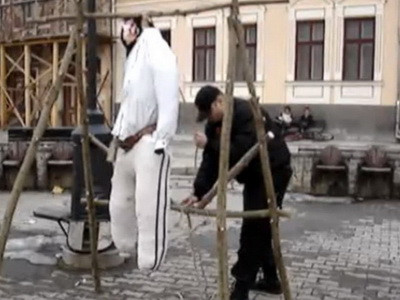 Functionarul care l-a "spanzurat" pe Avram Iancu nu s-a prezentat la post