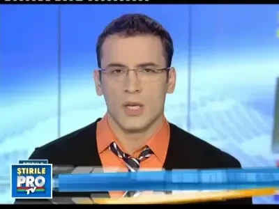 Lovita pe trecerea de pietoni de masina Politiei