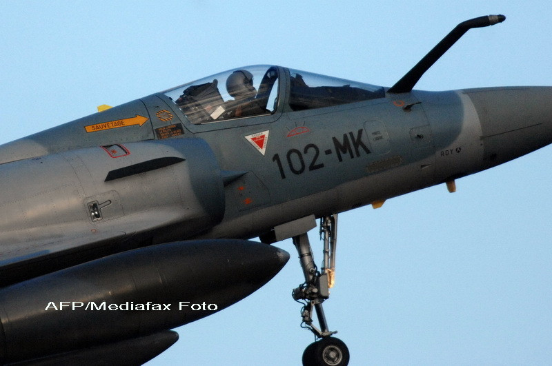 FOTO. Monstrii razboiului. Armele supreme cu care NATO il ataca pe Ghaddafi