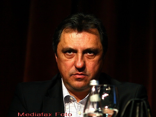 Sindicalistii il sustin. Marius Petcu ramane presedinte CNSLR-Fratia