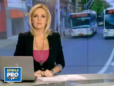 Iasi: Doua fete de etnie roma au fost prinse furand portofele in autobuz