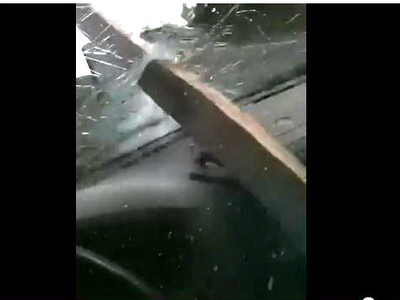 Pacaleala sau fapt real? Accident socant, filmat chiar de soferita-victima