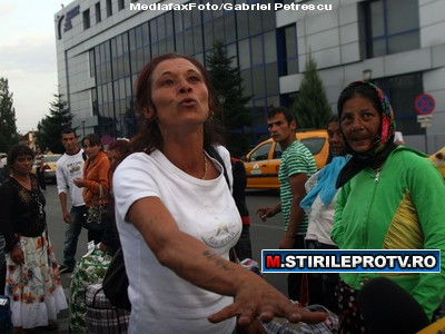 Amnesty International despre romi: Trebuie sa oprim persecutarea acestei comunitati marginalizate