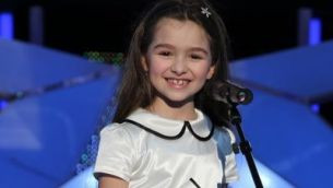 La "Romanii au talent", Rebeca i-a fermecat pe toti cu vocea ei