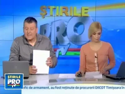 10 persoane, la spital, dupa ce o masina a taiat calea unui microbuz