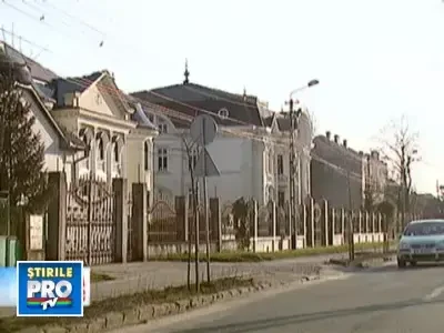Romania, te iubesc!: Legea retrocedarilor, painea mafiei imobiliare