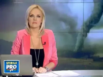 Natura dezlantuita in Iowa, SUA. O tornada a facut prapad