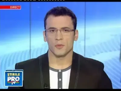 Un microbuz plin cu profesori a intrat intr-un TIR. Opt raniti