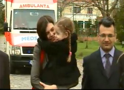 Moni s-a mutat in Pipera. Columbenii continua razboiul