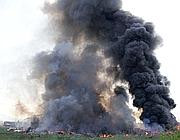 Incendiu puternic la o fabrica de vopseluri din Targoviste si la una de lapte din apropiere