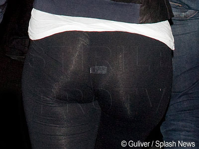 Christina Aquilera si-a uitat chilotii acasa. FOTO