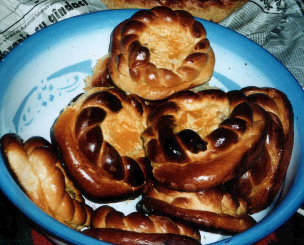 Pasca ne-a bagat in Cartea Recordurilor: suntem campioni la portii servite