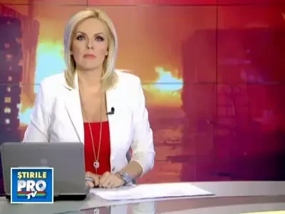 Incendiu de proportii la Bacau. O cladire s-a transformat in ruina