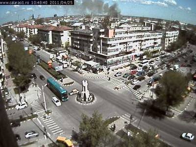 Un incendiu puternic a mistuit un supermarket din Calarasi. VIDEO