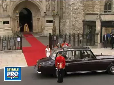 Cea mai asteptata rochie de mireasa. Afla cine a imbracat-o pe Kate. VIDEO