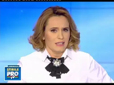 O mare de adrenalina pe litoralul romanesc. Tinerii nu tin cont de vreme