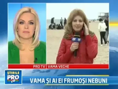 Un reporter si un cameraman ProTV, agresati pe plaja de la Vama Veche