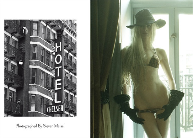 Sfideaza legile naturii. La 46 de ani a pozat aproape goala in Vogue